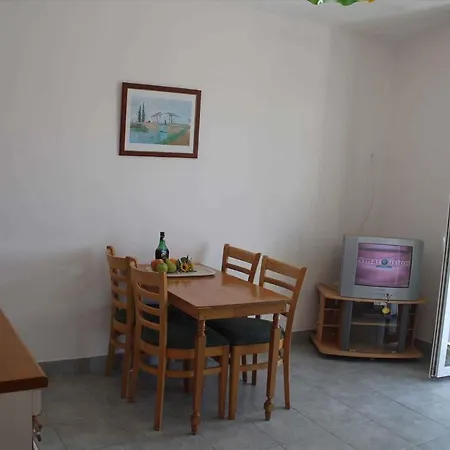 3 Apartment